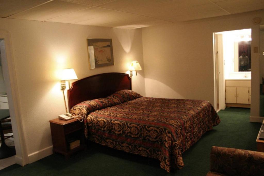 Budget Inn - Charlotte Bilik gambar